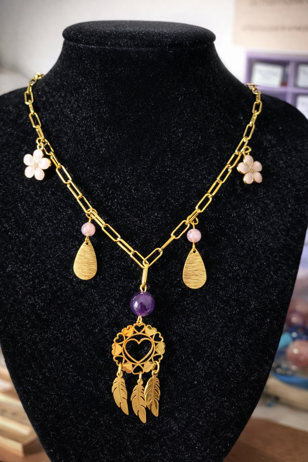 Collier Améthyste et Quartz rose – pendentif attrape-rêves doré